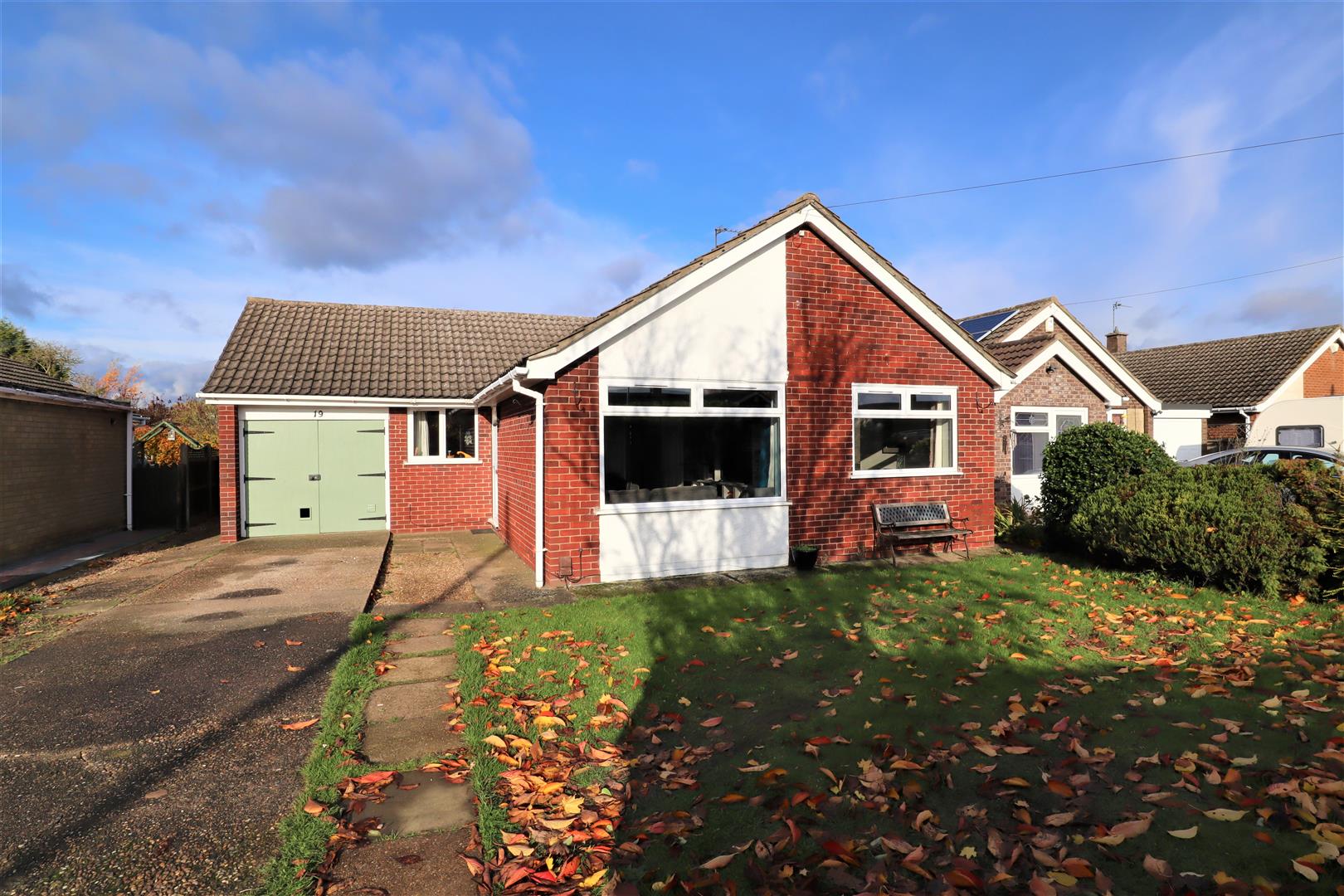 3 bedroom property for sale in Nursery Close, Saxilby, Lincoln £224,950