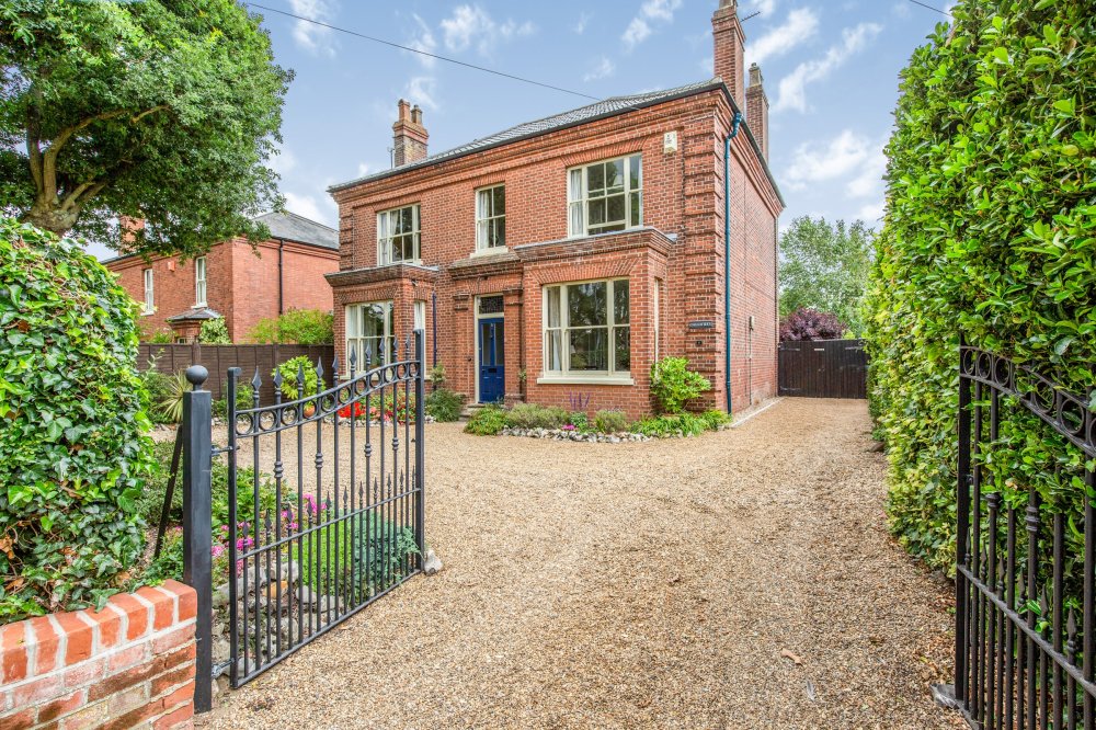 5 bedroom property for sale in St. Clements Hill, Norwich, NR3 £650,000