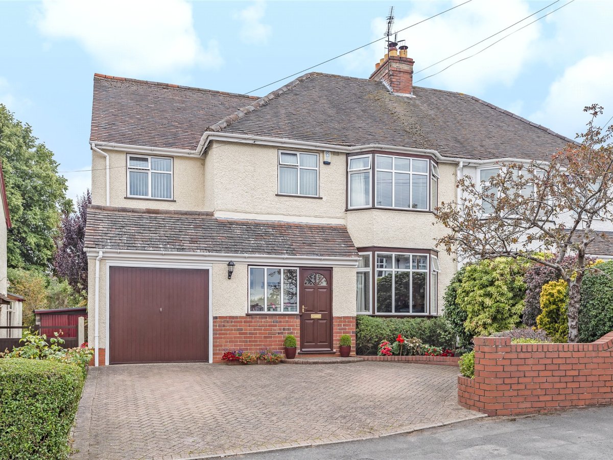 Andrew Grant 4 bedroom property for sale in Meriden Avenue