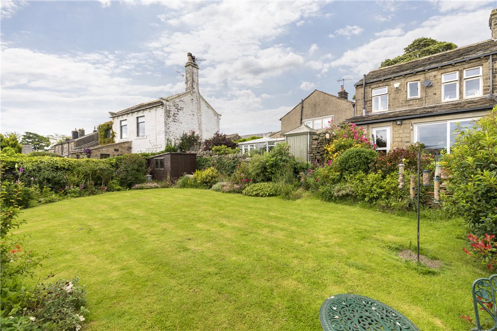 3 bedroom property for sale in Stanbury, Keighley, West Yorkshire, BD22