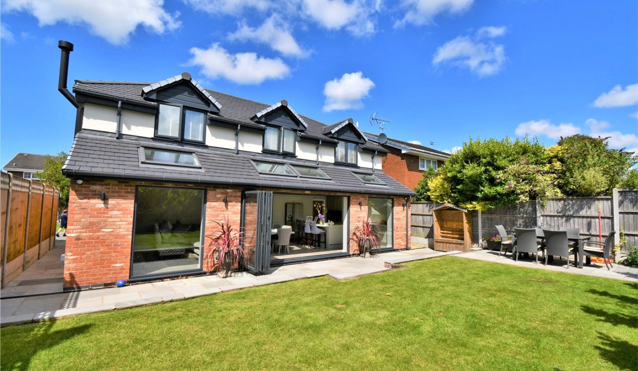 4 bedroom property for sale in Thurstaston Road, Irby, Wirral, CH61 £