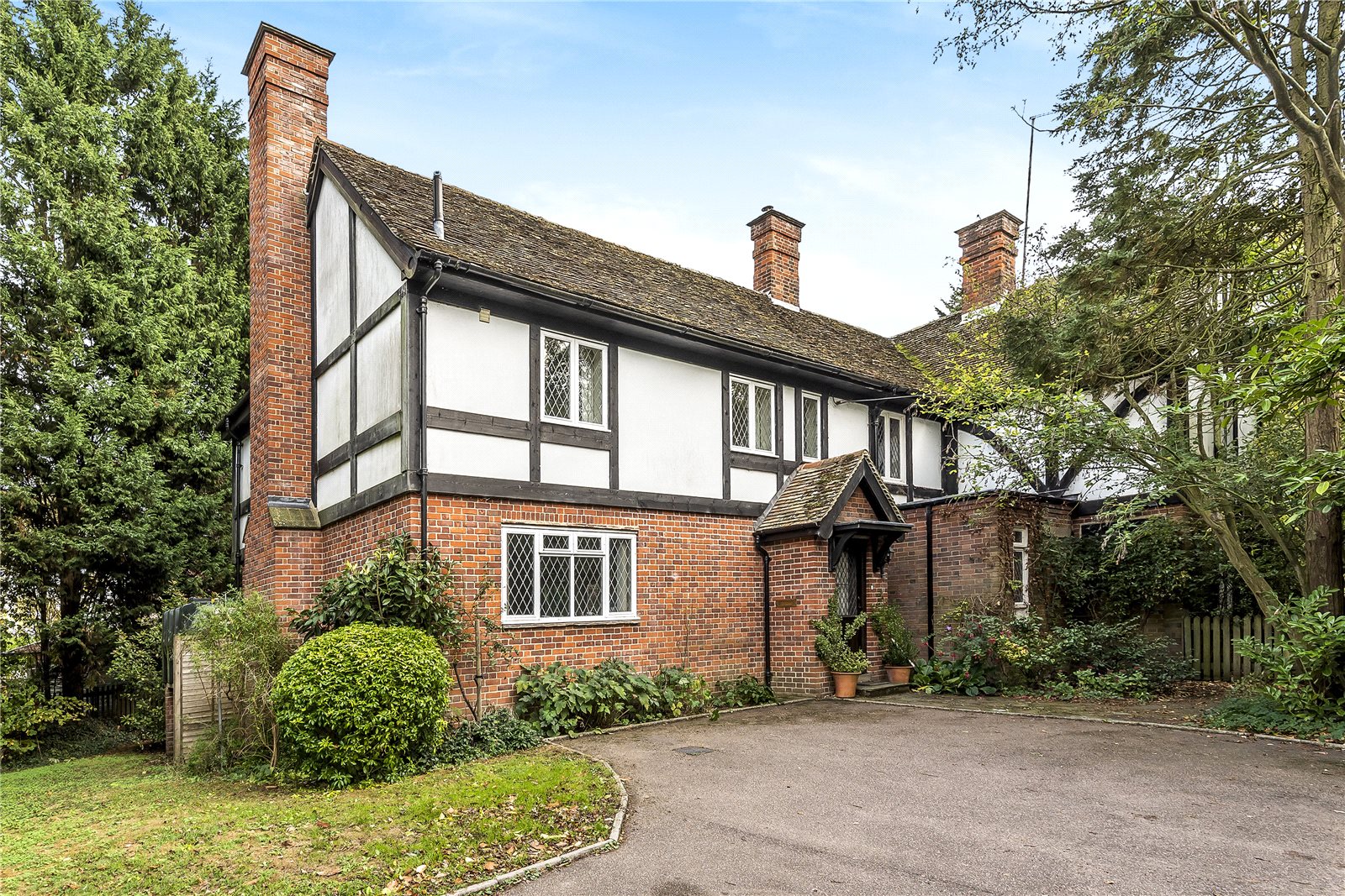 JacksonStops 5 bedroom property for sale in High Street, Cheveley