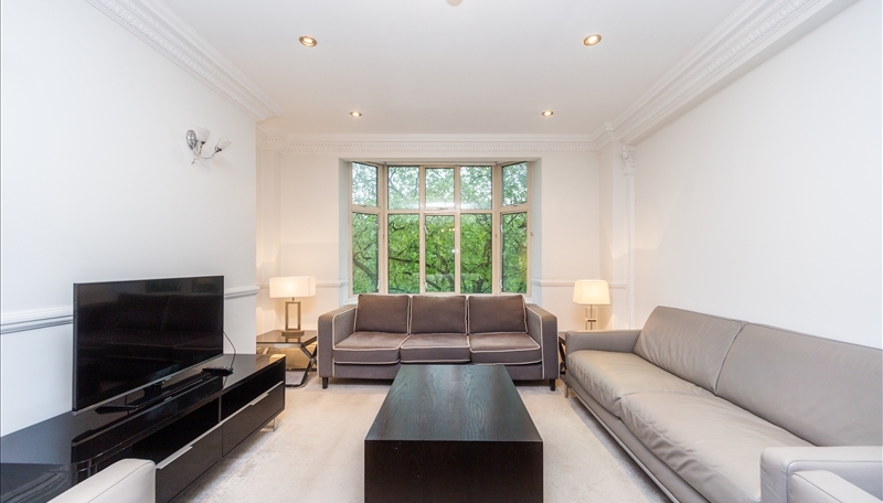 Newly Refurbished  Five Bedroom Apartment  To Let  Strathmore Court  St Johns Wood  NW8 Image 1