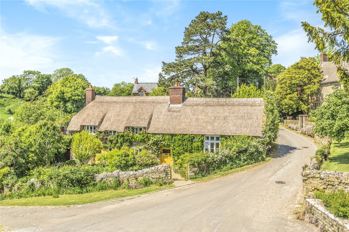 JacksonStops 3 bedroom property for sale in Powerstock, Bridport