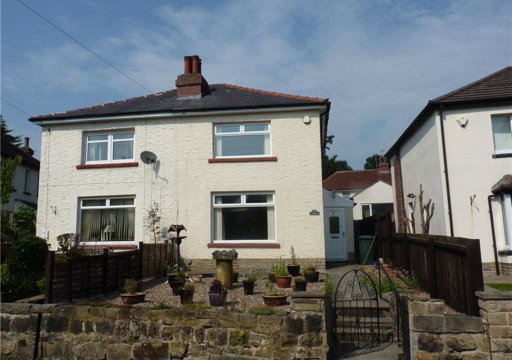2 bedroom property for sale in Birchwood Road, Keighley, West Yorkshire