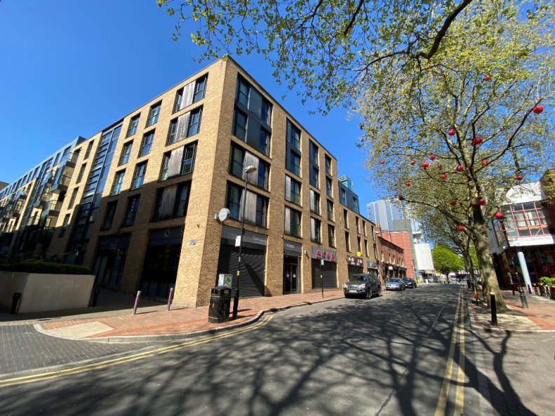 2 bedroom flat to rent in Essex Street, City Centre, Birmingham, B5
