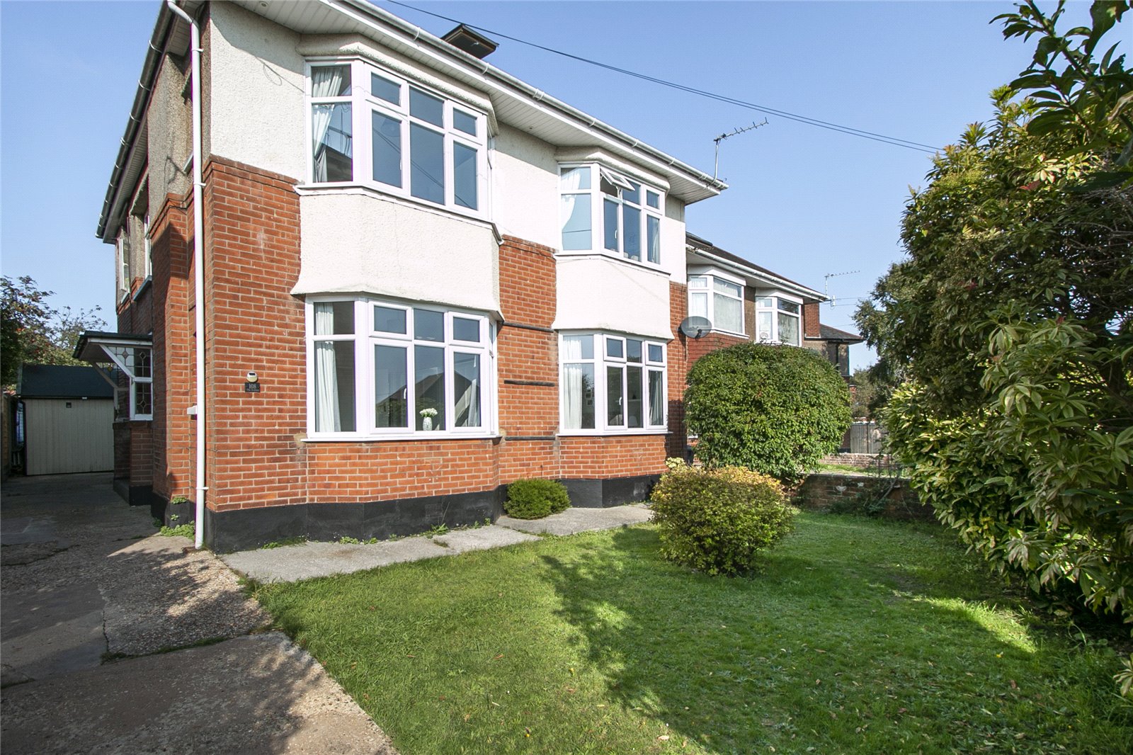 2 bedroom property for sale in The Avenue, Moordown, Bournemouth, BH9