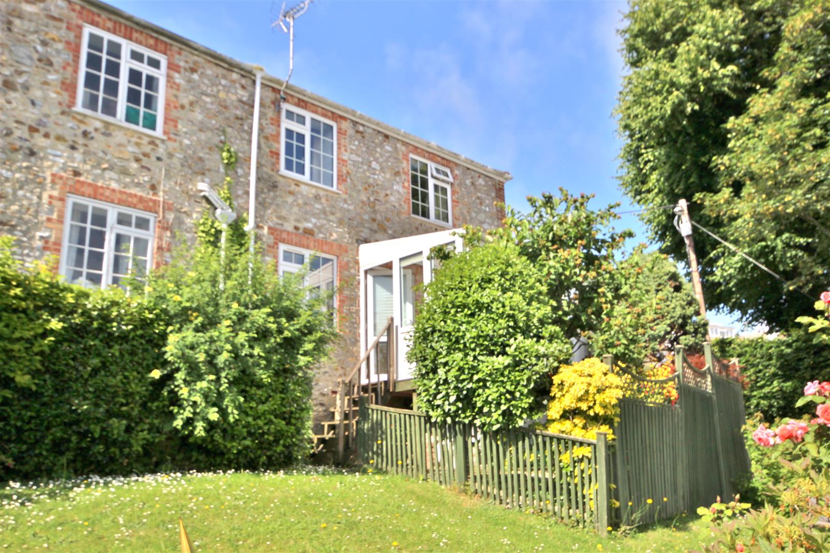 2 bedroom property for sale in Clappentail Lane, Lyme Regis Guide