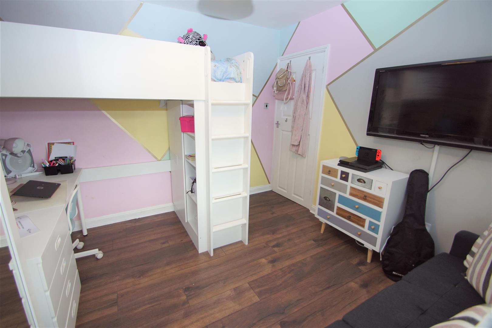 3 bedroom property for sale in Kingsley Avenue, Rugby Offers over £