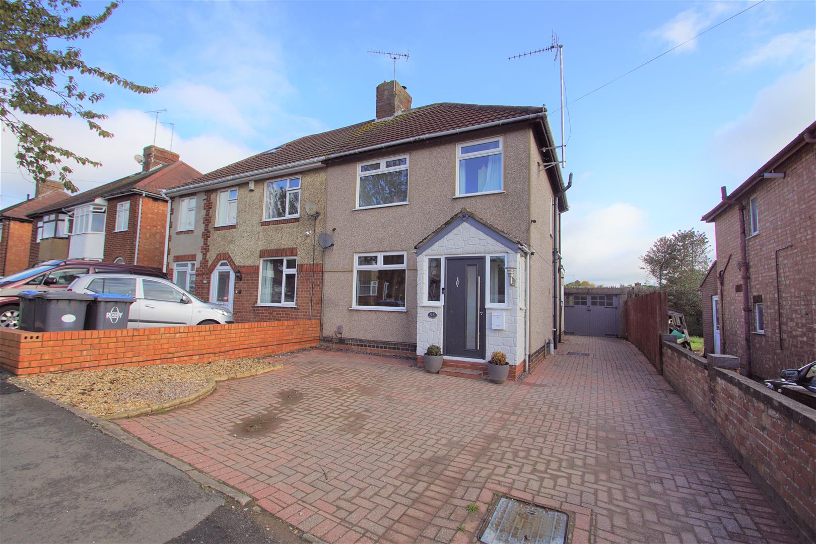 3 bedroom property for sale in Kingsley Avenue, Rugby Offers over £
