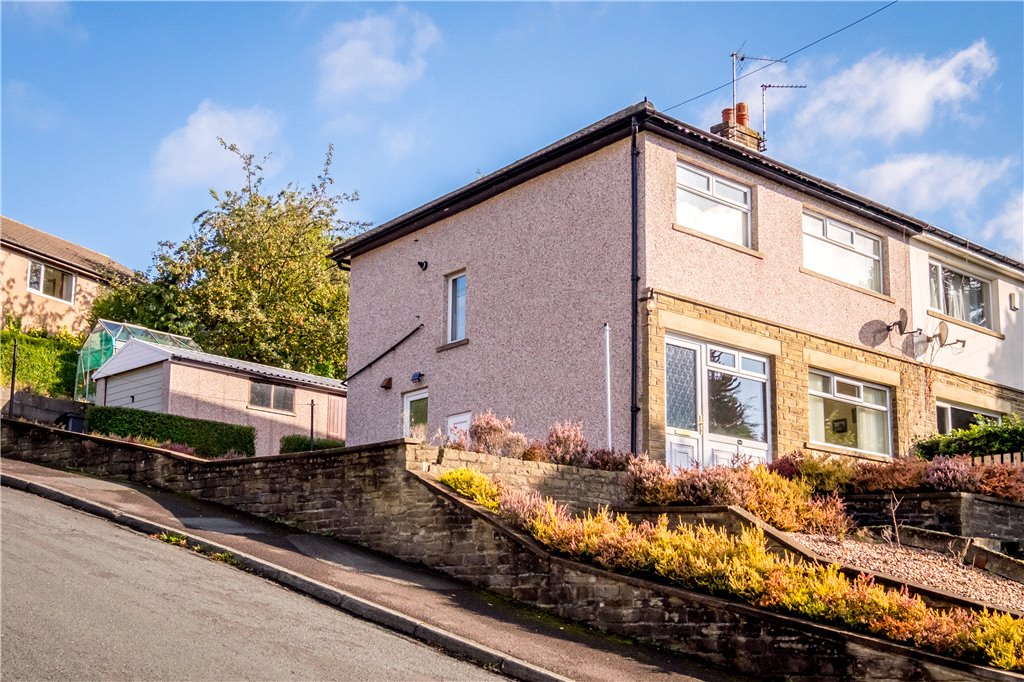 3 bedroom property for sale in Saddleworth Road, Greetland, Halifax, HX4 Guide price £230,000