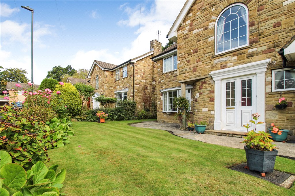 3 bedroom property for sale in Daleside Avenue, Harrogate, North