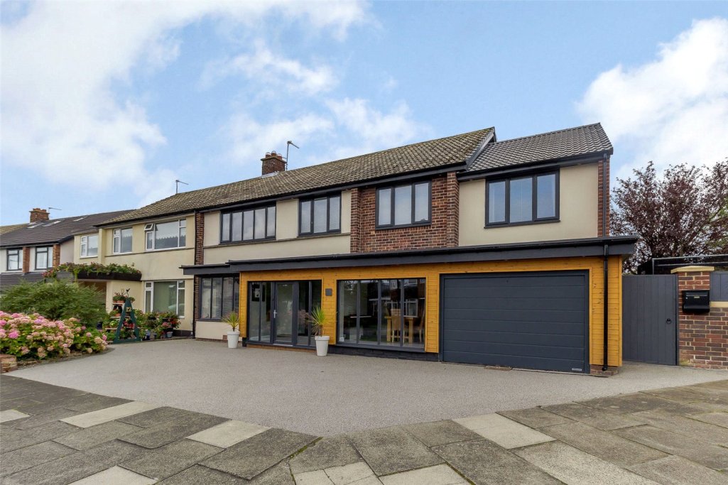 5 bedroom house for sale in Kenton Avenue, Gosforth, Newcastle Upon