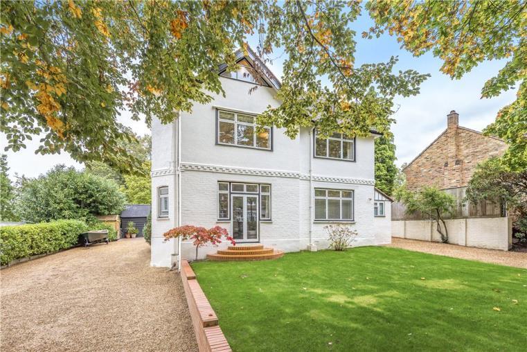6 bedroom property for sale in Heatherdale Road, Camberley, Surrey