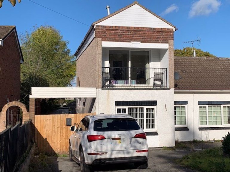 2 bedroom property to let in Broad Lane, Coventry, CV5 7FF £695 pcm