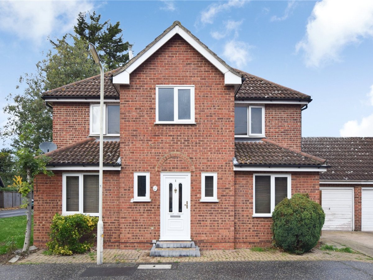 4 bedroom property for sale in Brent Avenue, South Woodham Ferrers