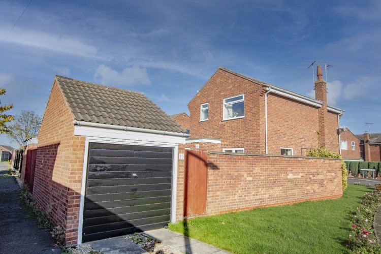 3 bedroom property for sale in Southfields Rise, North Leverton