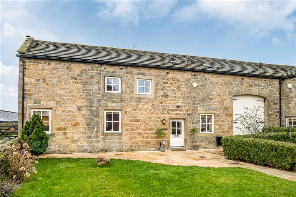 4 bedroom property for sale in Clifton Lane, Newall with Clifton, Otley
