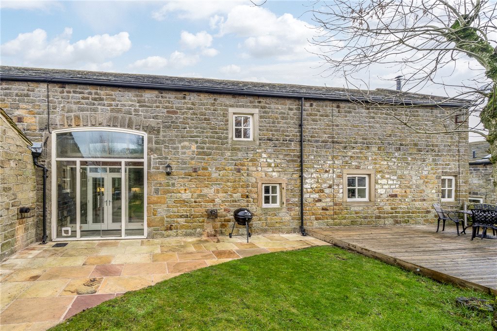 4 bedroom property for sale in Clifton Lane, Newall with Clifton, Otley