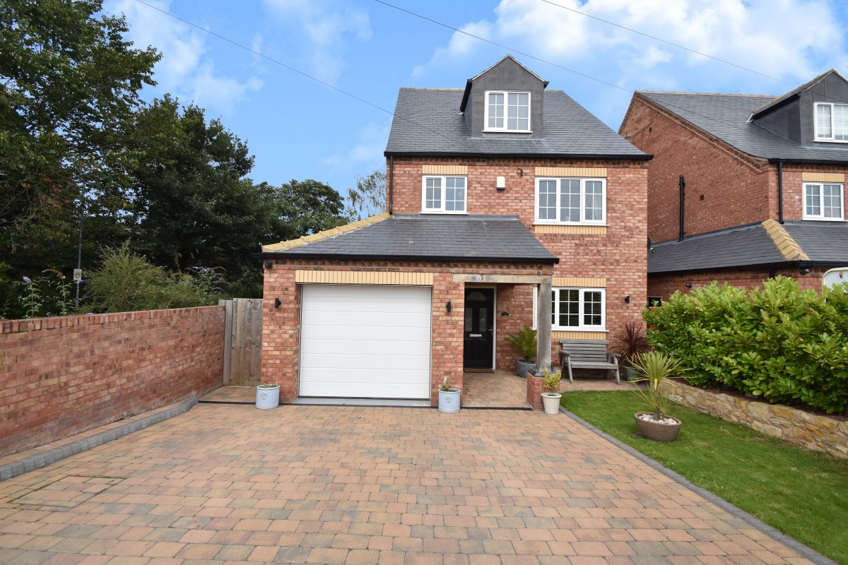 4 bedroom property for sale in Houndhill Lane, Purston Jaglin Offers