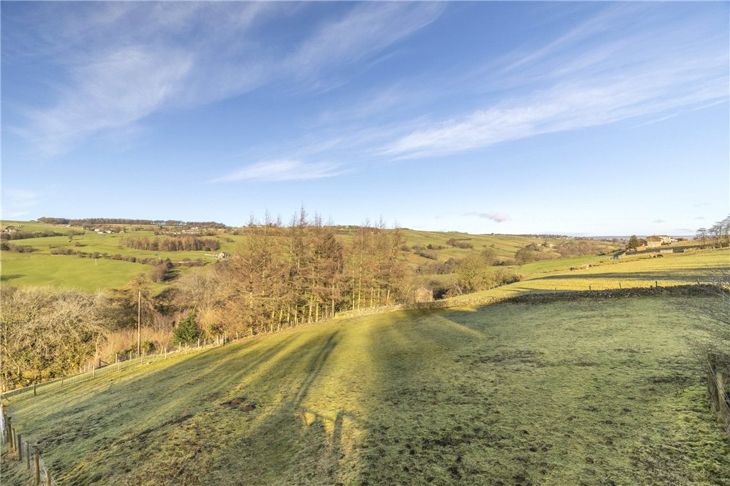 4 bedroom property for sale in Hollings Farm, Hollings, West Lane, BD22