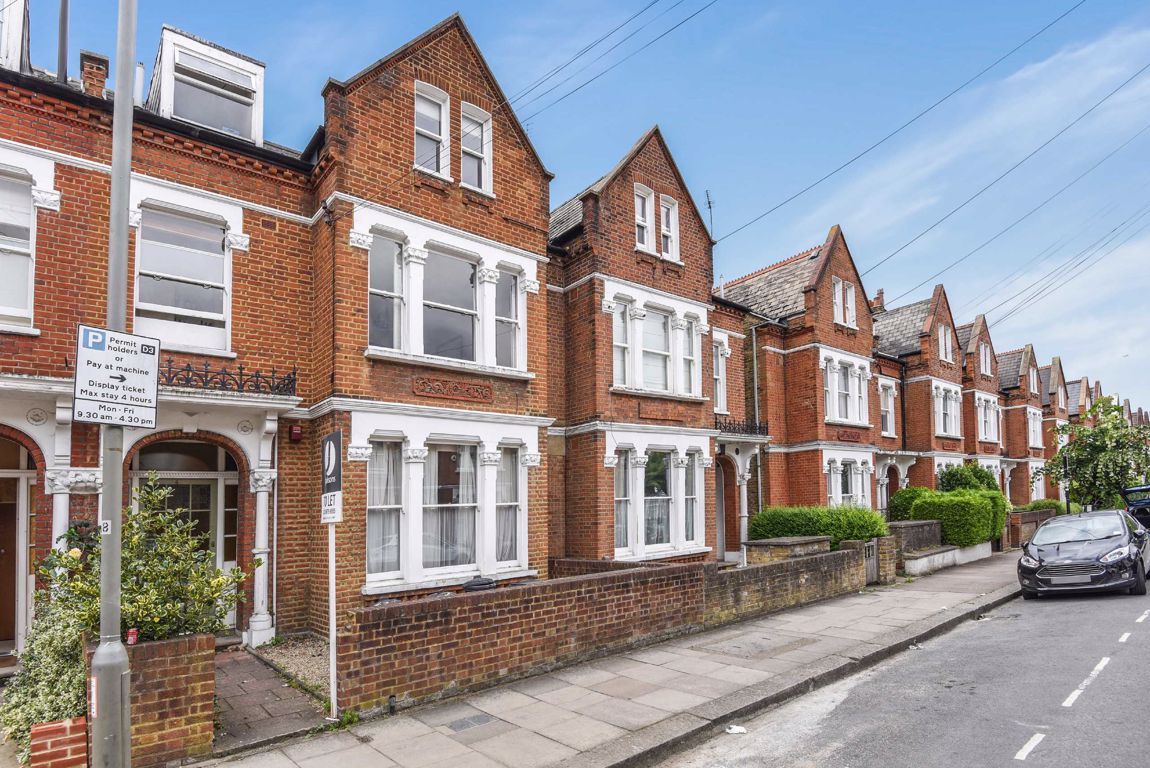 Jacksons 2 bedroom property for sale in Huron Road, Balham £597,500