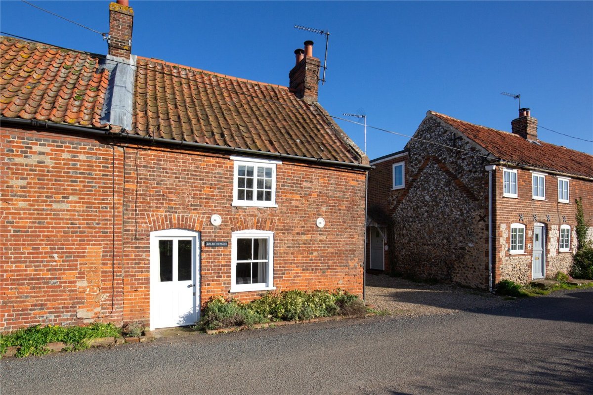 JacksonStops 2 bedroom property for sale in Walsingham Road, Burnham