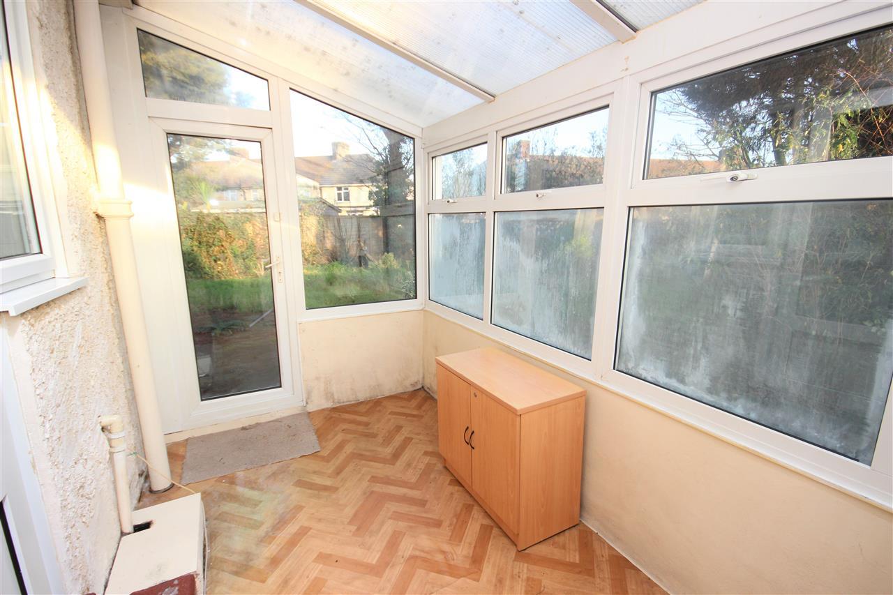 2 bedroom property for sale in Amesbury Road, Dagenham £305,000