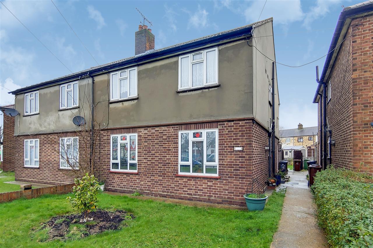 property for sale in Rainham Road South, Dagenham £280,000