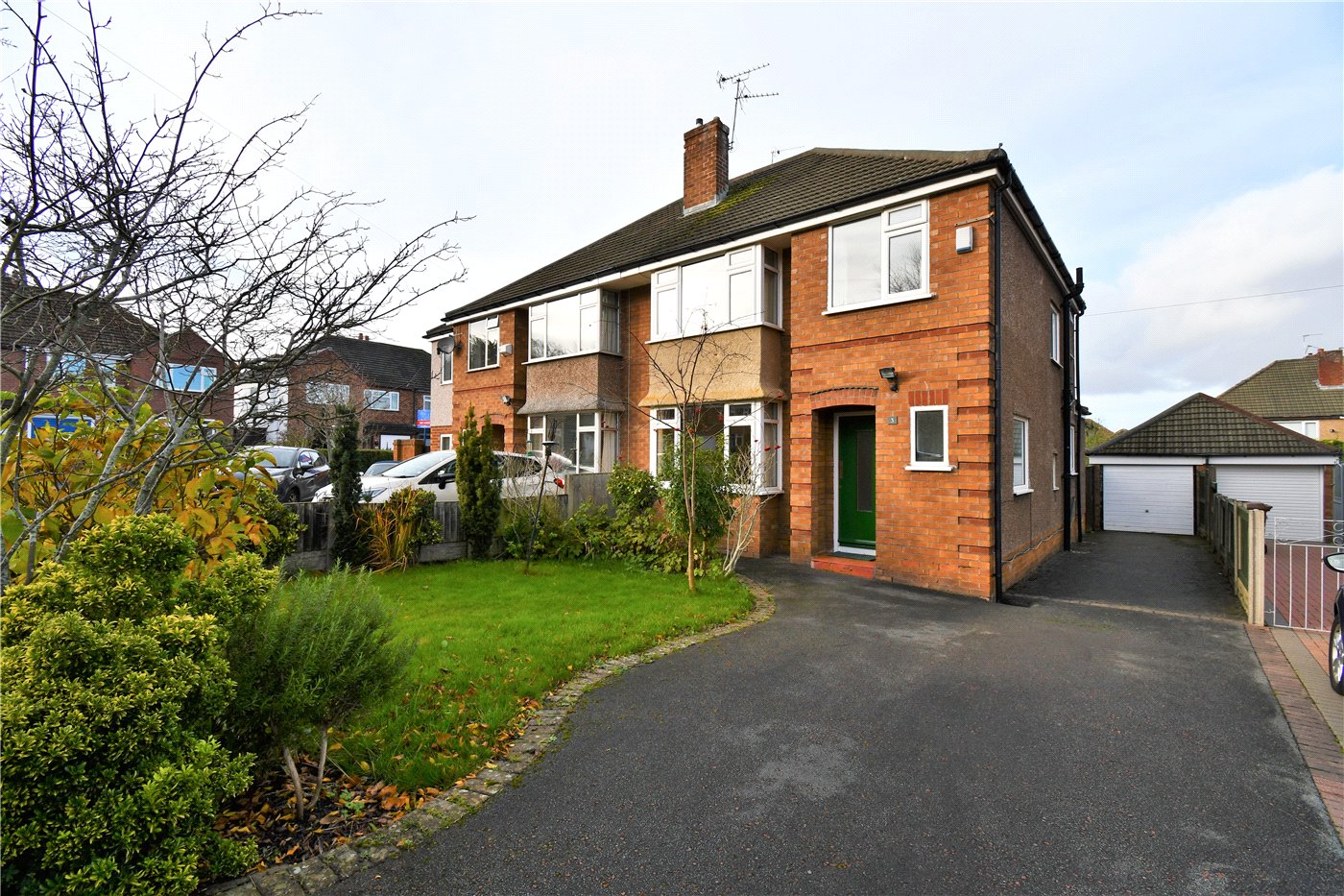 3 bedroom property for sale in Frost Drive, Irby, Wirral, CH61 £270,000