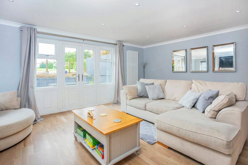 5 bedroom property for sale in Dummer Down Lane, Dummer, RG25 Guide