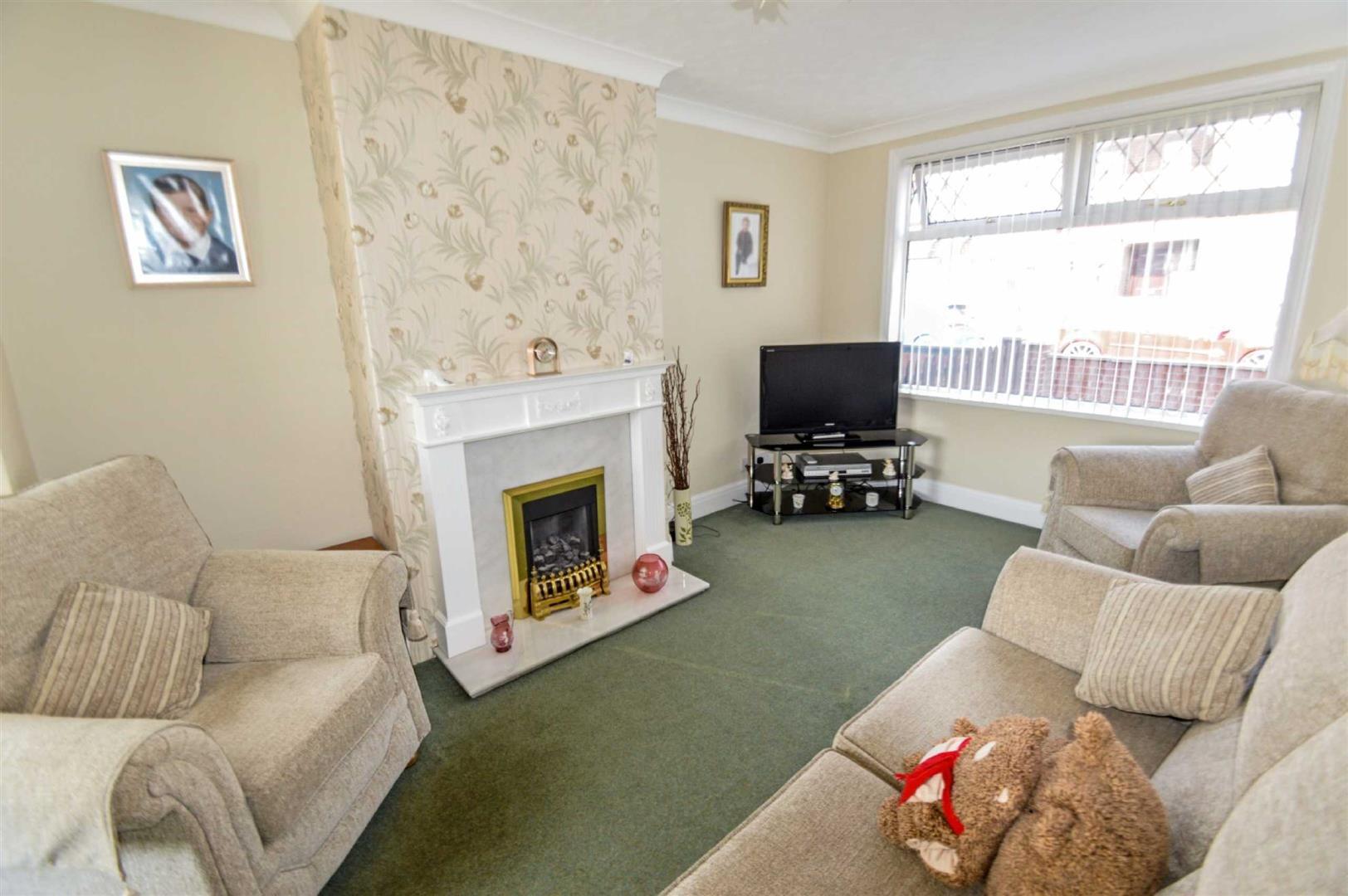 3 bedroom property for sale in Rosedale Avenue, Hull £115,000