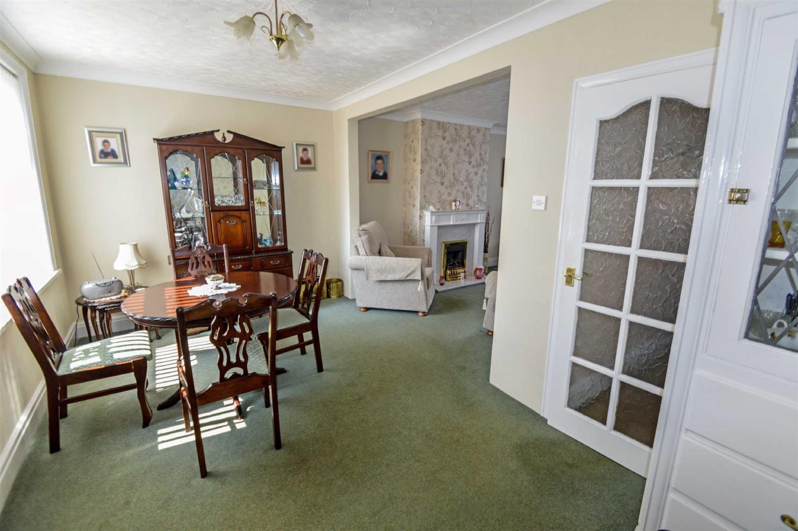 3 bedroom property for sale in Rosedale Avenue, Hull £115,000