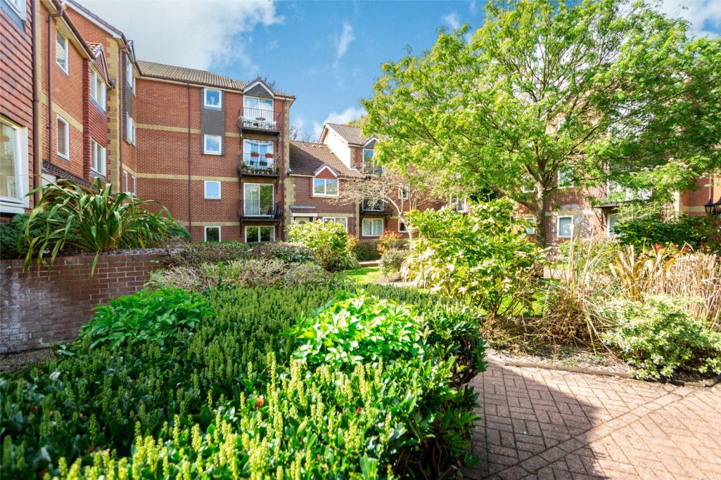 2 bedroom apartment for sale in Deneside Court, Jesmond Vale, Newcastle