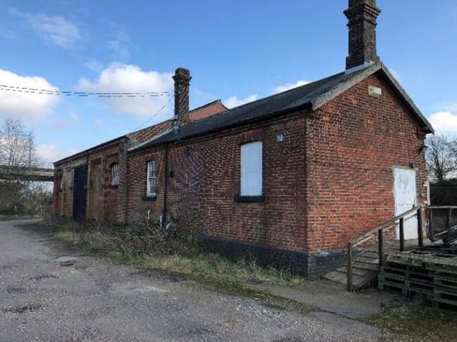 property to let in Station Road, Acle, Norwich, Norfolk, NR13 3BX £