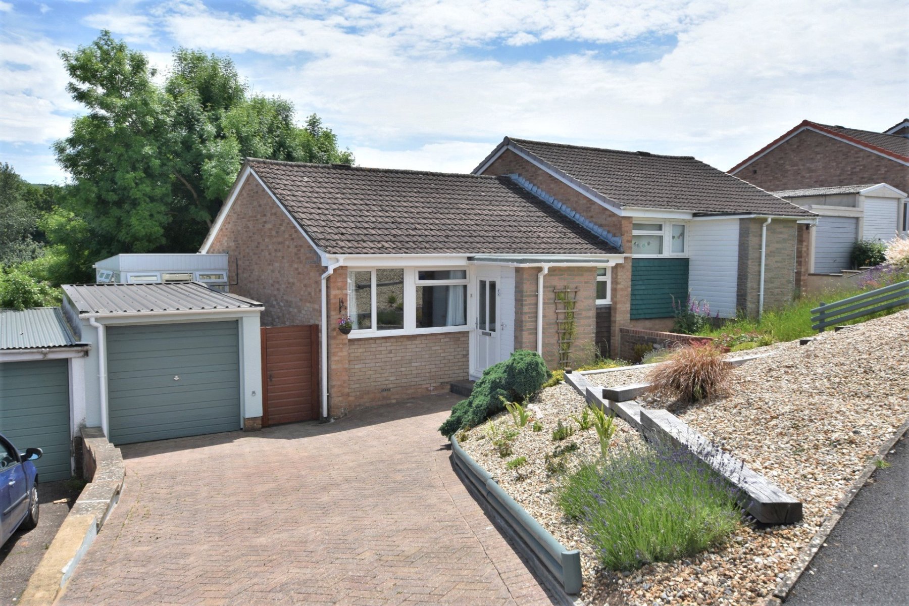 2 bedroom property for sale in Highfield, Honiton, Devon, EX14 Guide