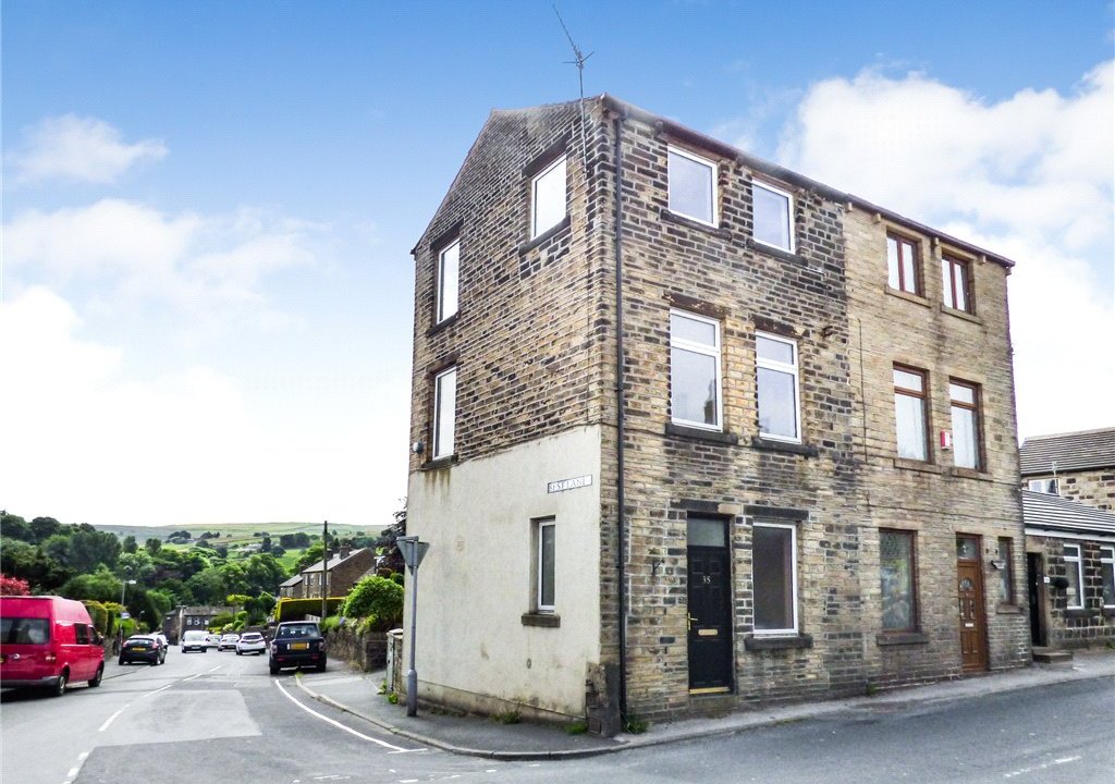2 bedroom property for sale in Upper Town, Oxenhope, Keighley, BD22 £