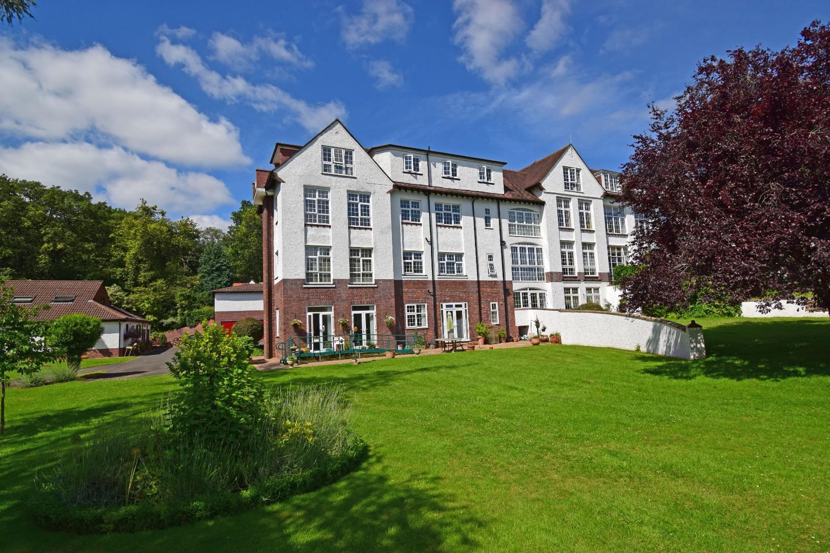 3 bedroom property for sale in 40 Romsley Hill Grange, Farley Lane