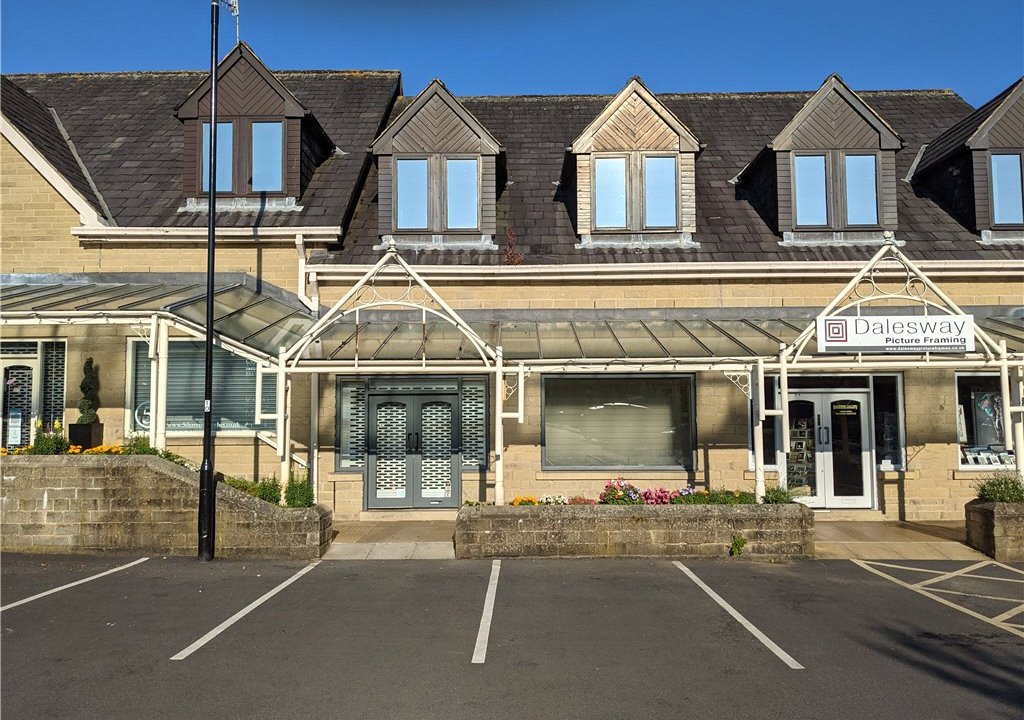 property to let in Dalesway Shopping Centre, Ilkley, LS29 £25,000 pa