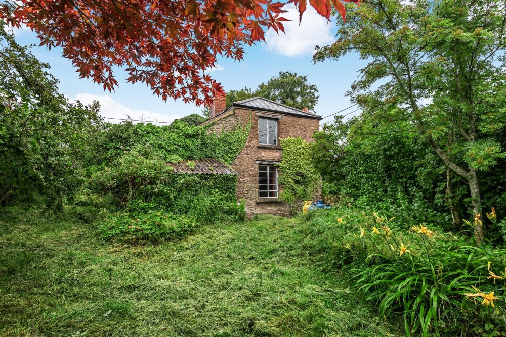 Stags 3 bedroom property for sale in Clatworthy, Taunton