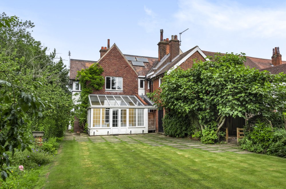 5 bedroom property for sale in Eaton Road, Norwich, Norfolk Guide