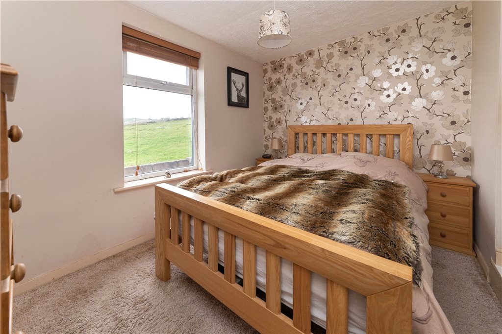 3 bedroom property for sale in Banks Lane, Riddlesden, BD20 £339,950