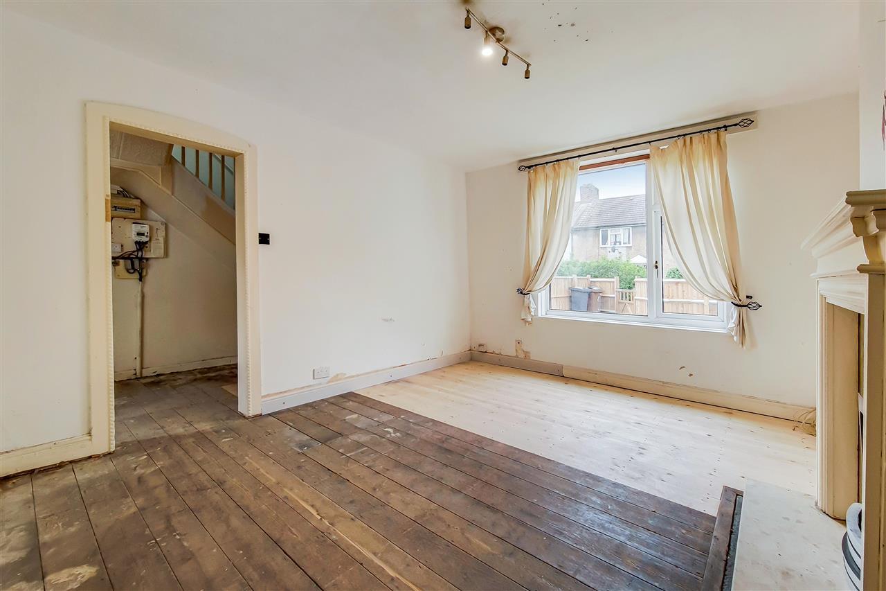 3 bedroom property for sale in Maxey Gardens, Dagenham, Essex £350,000