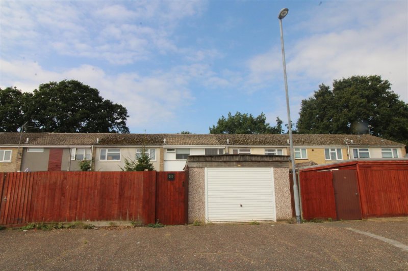 3 bedroom property for sale in Butterwick, King's Lynn £165,000