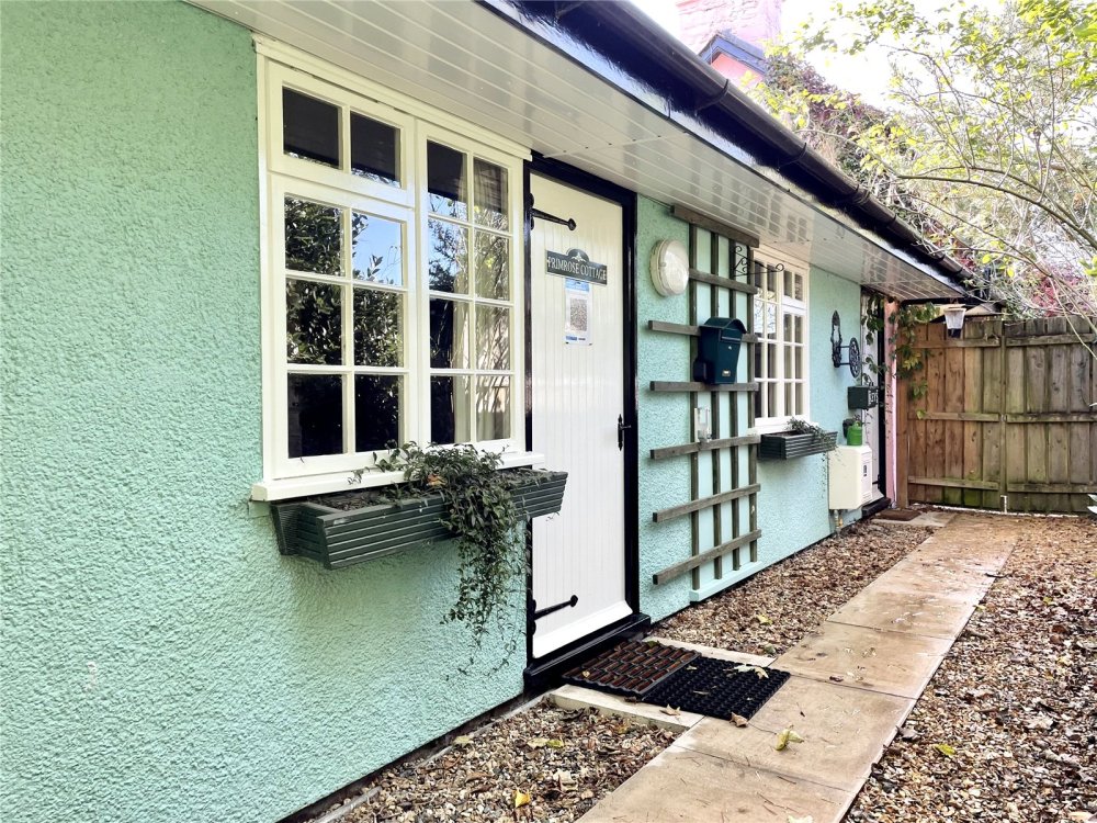 2 bedroom property for sale in Rhos Holiday Park, Crossgates, Llandrindod Wells, LD1 Guide