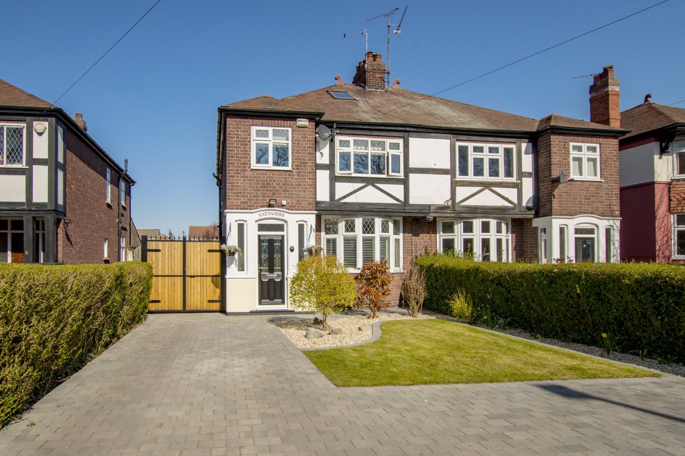 4 bedroom property for sale in Welham Road, Retford £290,000