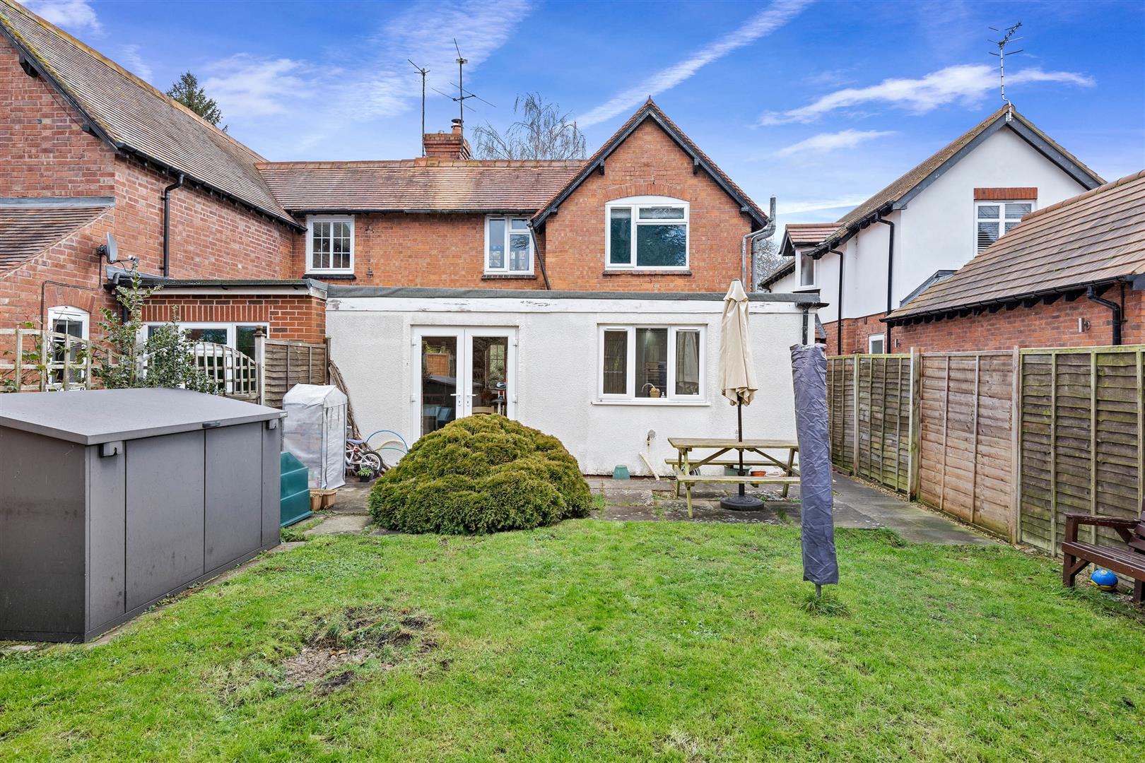 3 bedroom property for sale in Station Road, Fladbury, Pershore