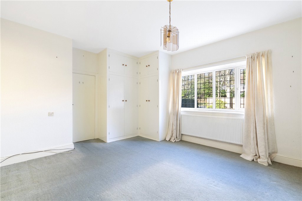 2 Bedroom Property For In Rupert Road Ilkley Ls29 Guide 385 000 Rupert Road Ilkley Ls29, Duck River Textile Curtains Keighley