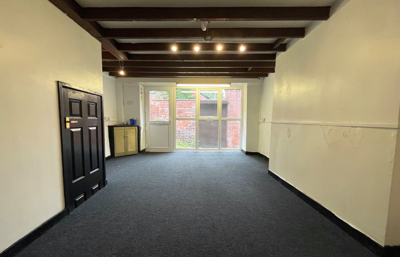 property for sale in Ebenezer Place, Bangor, Gwynedd, LL57 Guide