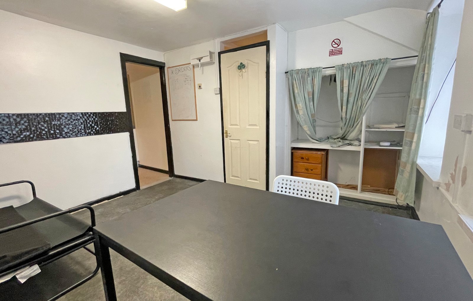 property for sale in Ebenezer Place, Bangor, Gwynedd, LL57 Guide